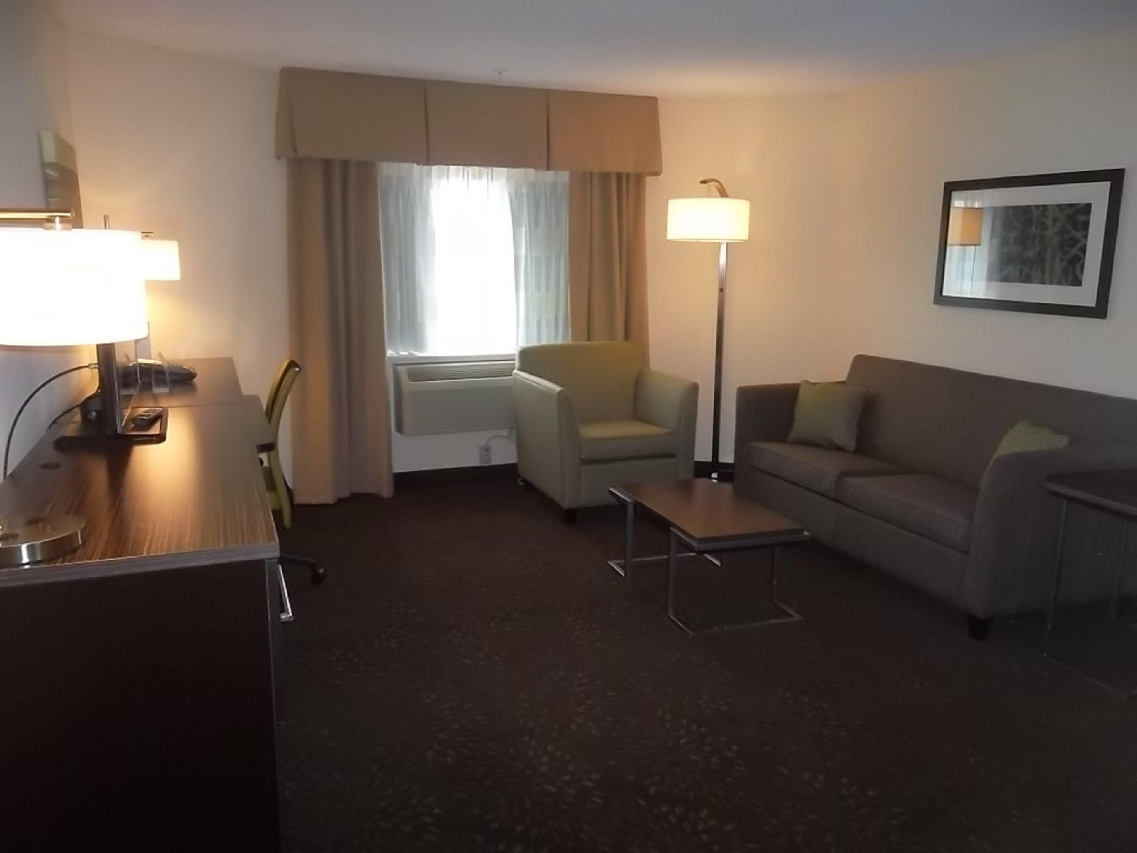 Holiday Inn Greensboro Coliseum, An Ihg Hotel Екстериор снимка